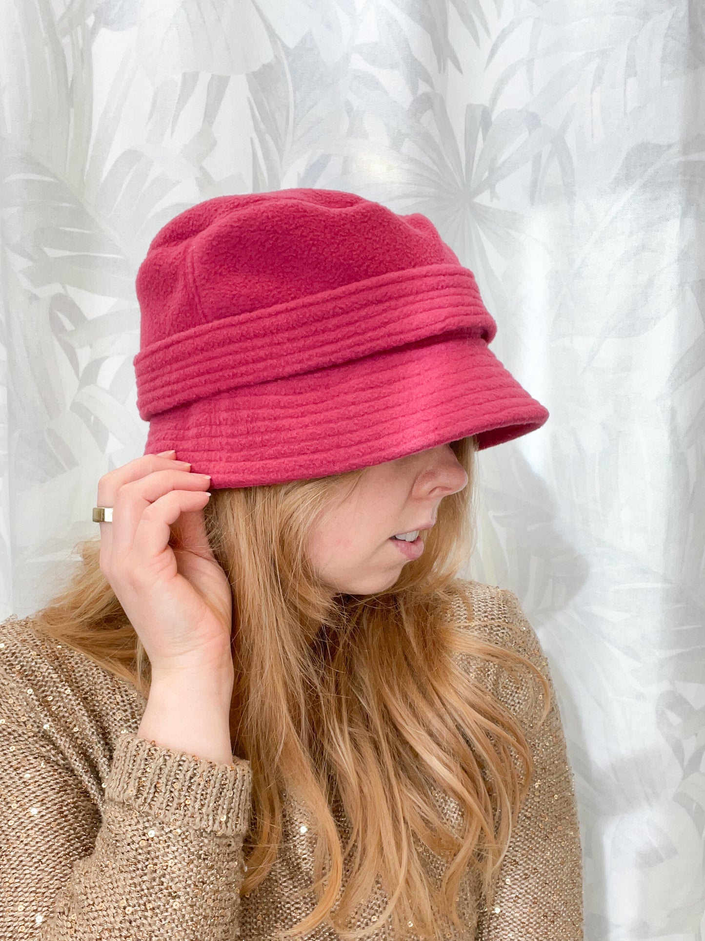 Que Sera Pink Fleece Winter Bucket Hat