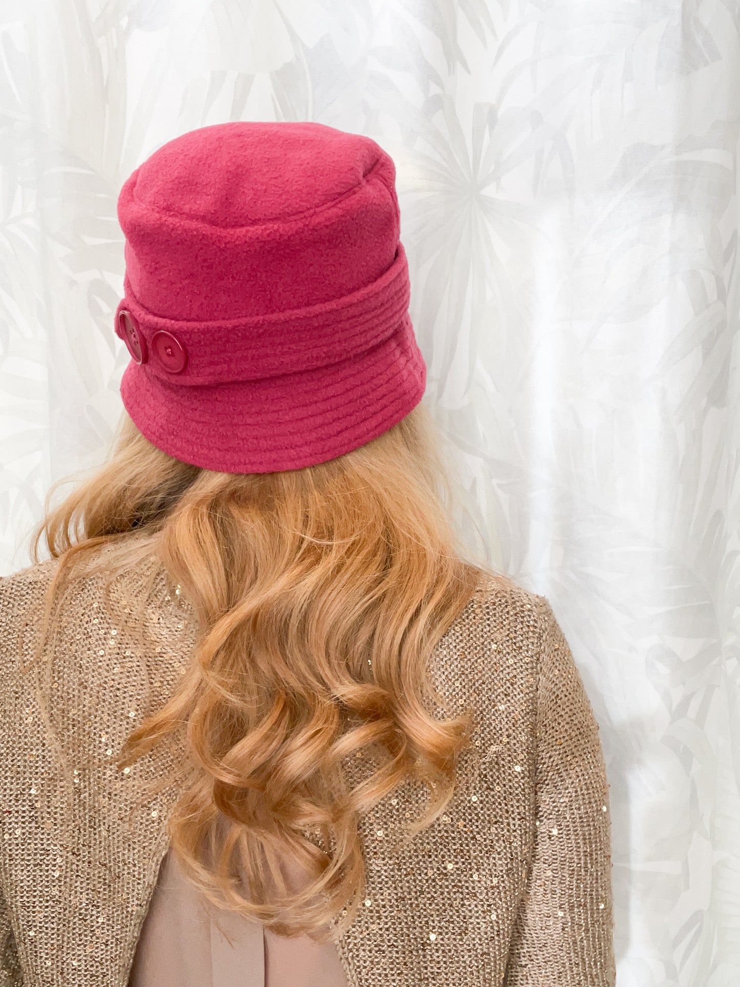 Que Sera Pink Fleece Winter Bucket Hat
