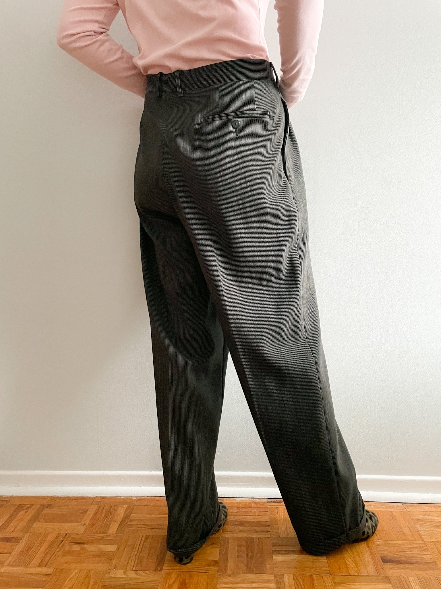 Gian Marco Venturi Grey Pinstripe High Rise Wool Wide Leg Trouser Pant – Le  Prix Fashion & Consulting