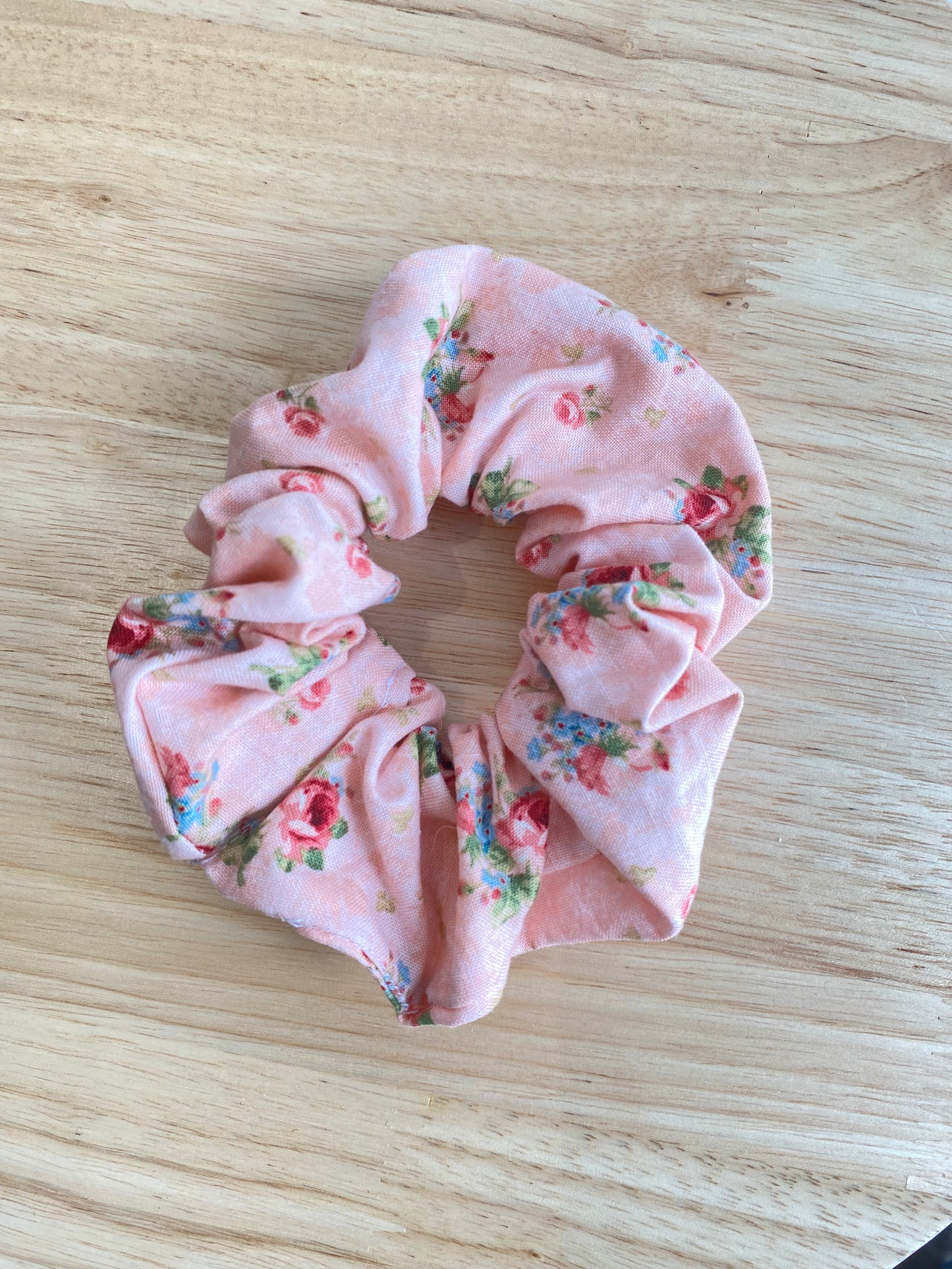 Upcycled Scrunchie - Vintage Pink Floral