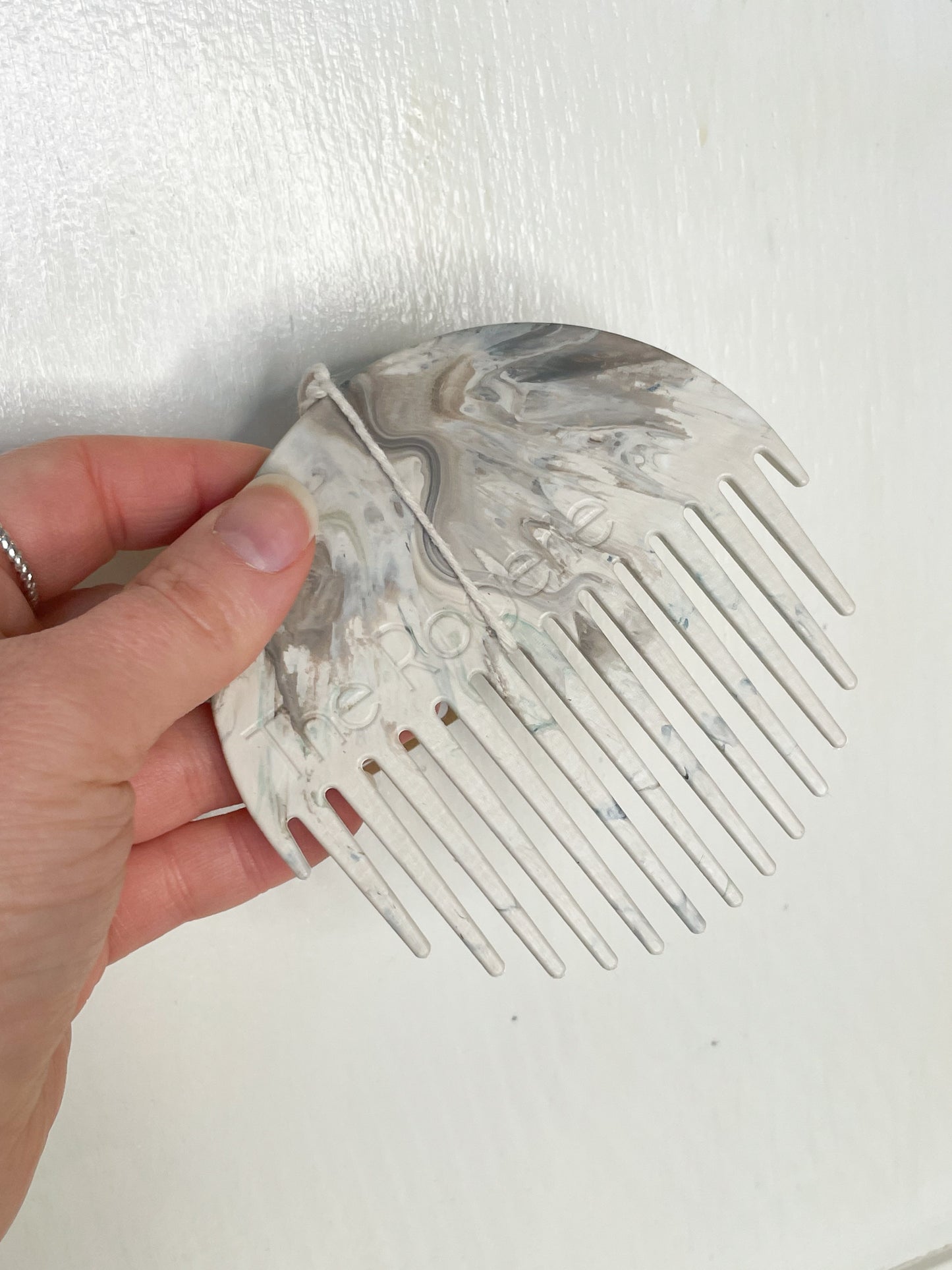 White Wide Tooth Shower Comb - 100% Recycled Plastic