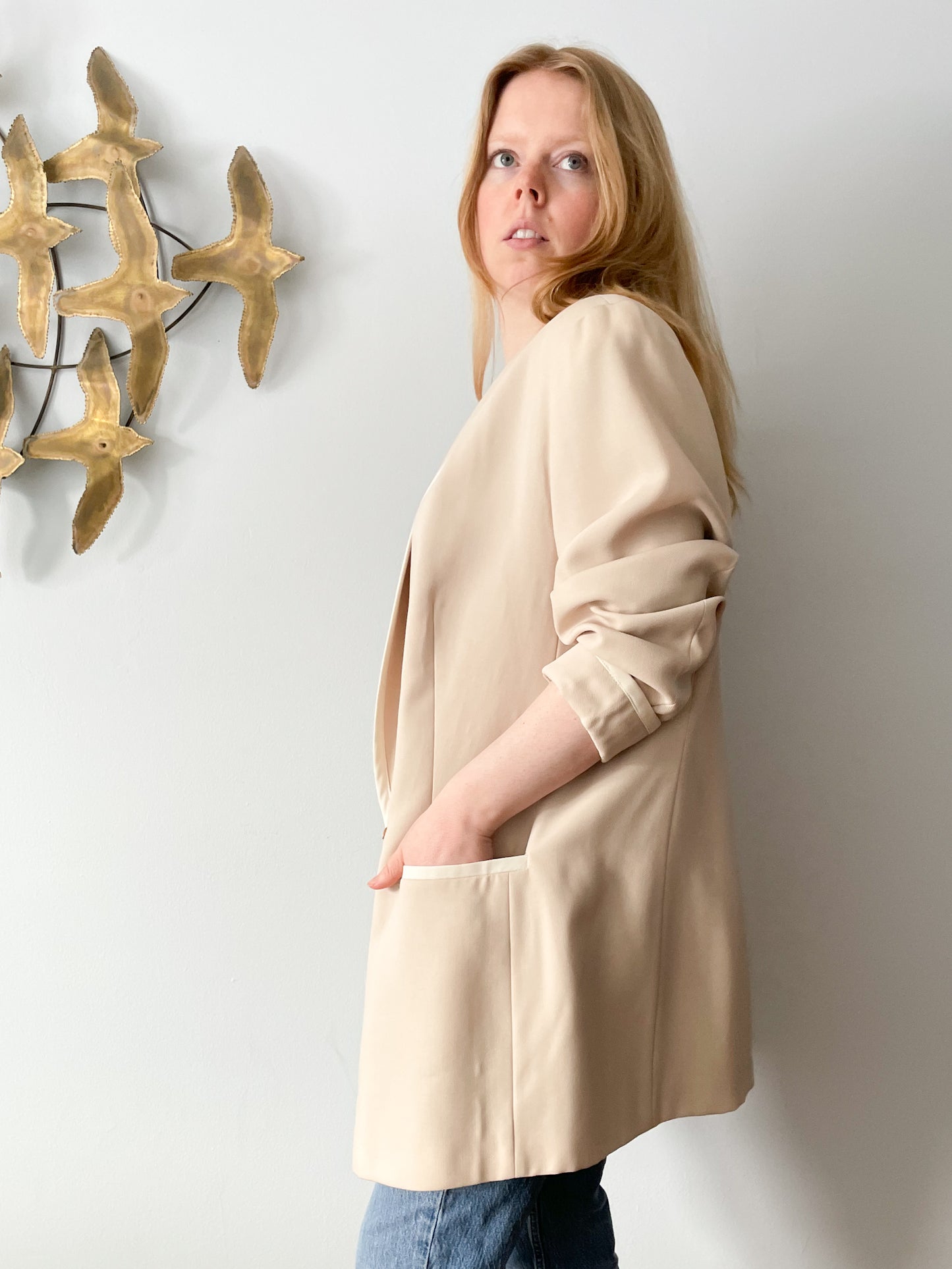 Vintage Peter Nygard 100% Wool Long Beige Blazer  - Size 16