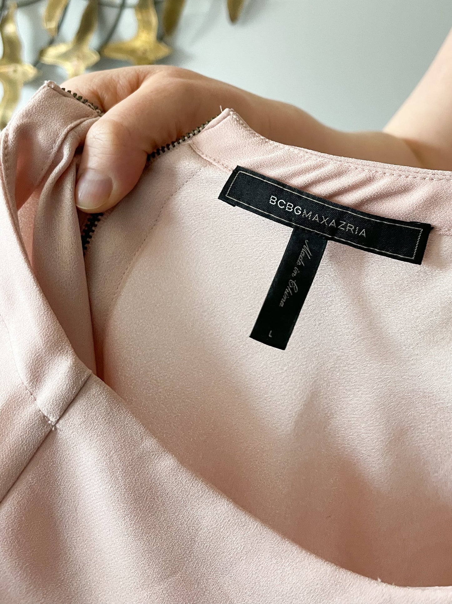 BCBGMAXAZRIA Blush Asymmetrical Shoulder Cutout Tunic Top - Large