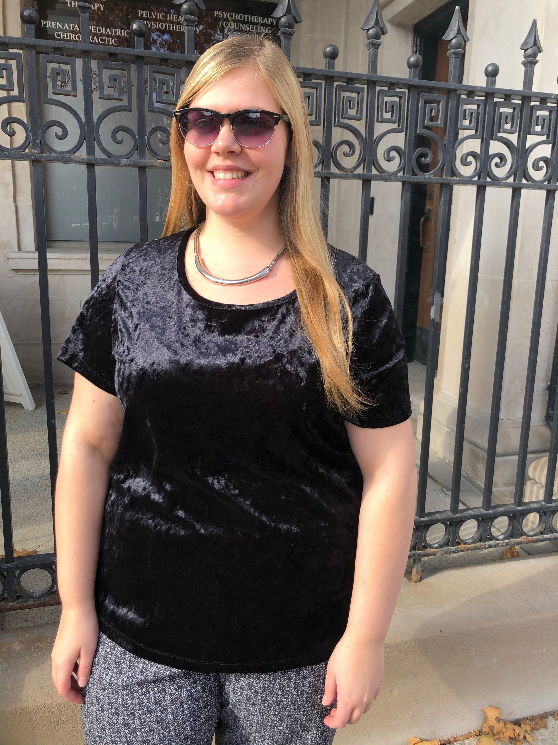 Silver Half Moon Statement Necklace - Le Prix Fashion & Consulting
