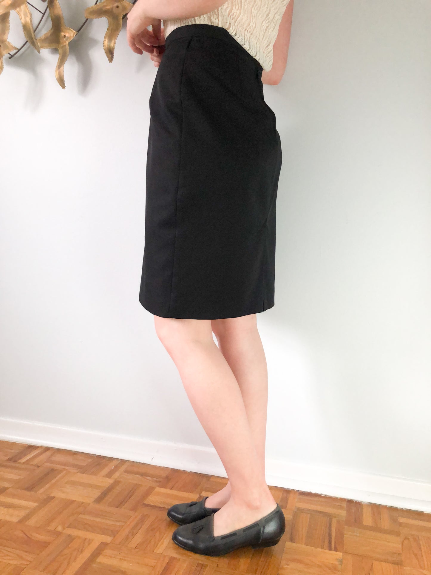 Vintage Classique Collections Black High Waist Pencil Skirt - Small