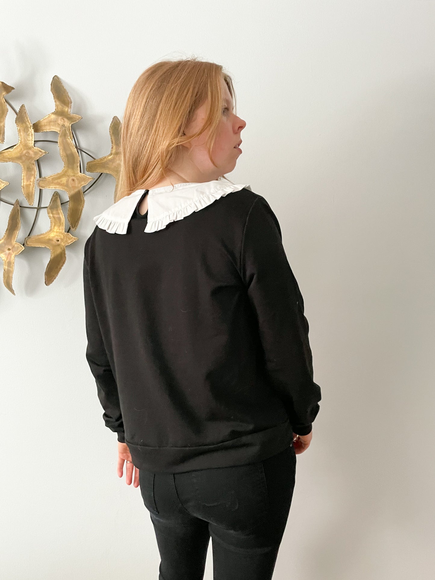 Black White Ruffle Peter Pan Collar Sweater - Large