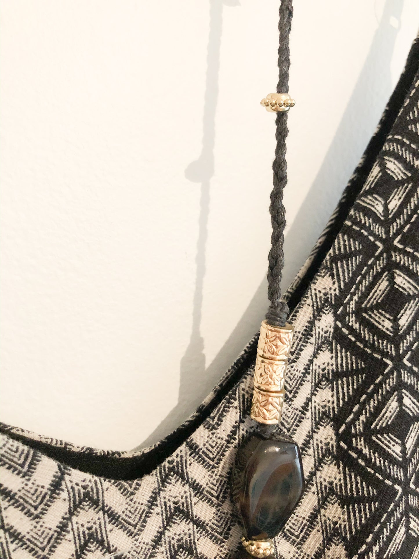 Boho Long Black Stone and Gold Bead Rope Necklace - Le Prix Fashion & Consulting