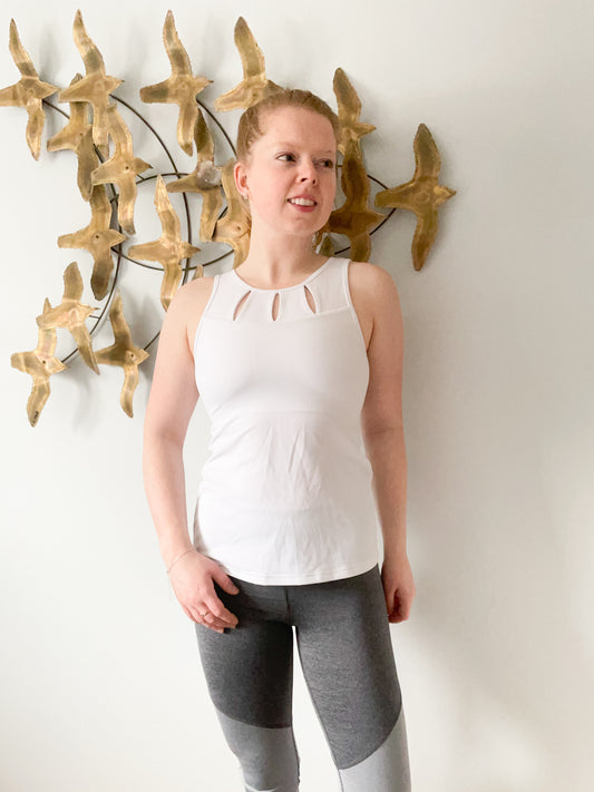 Tonic White Cutout Made in Canada Workout Top Built In Sports Bra - XS/S