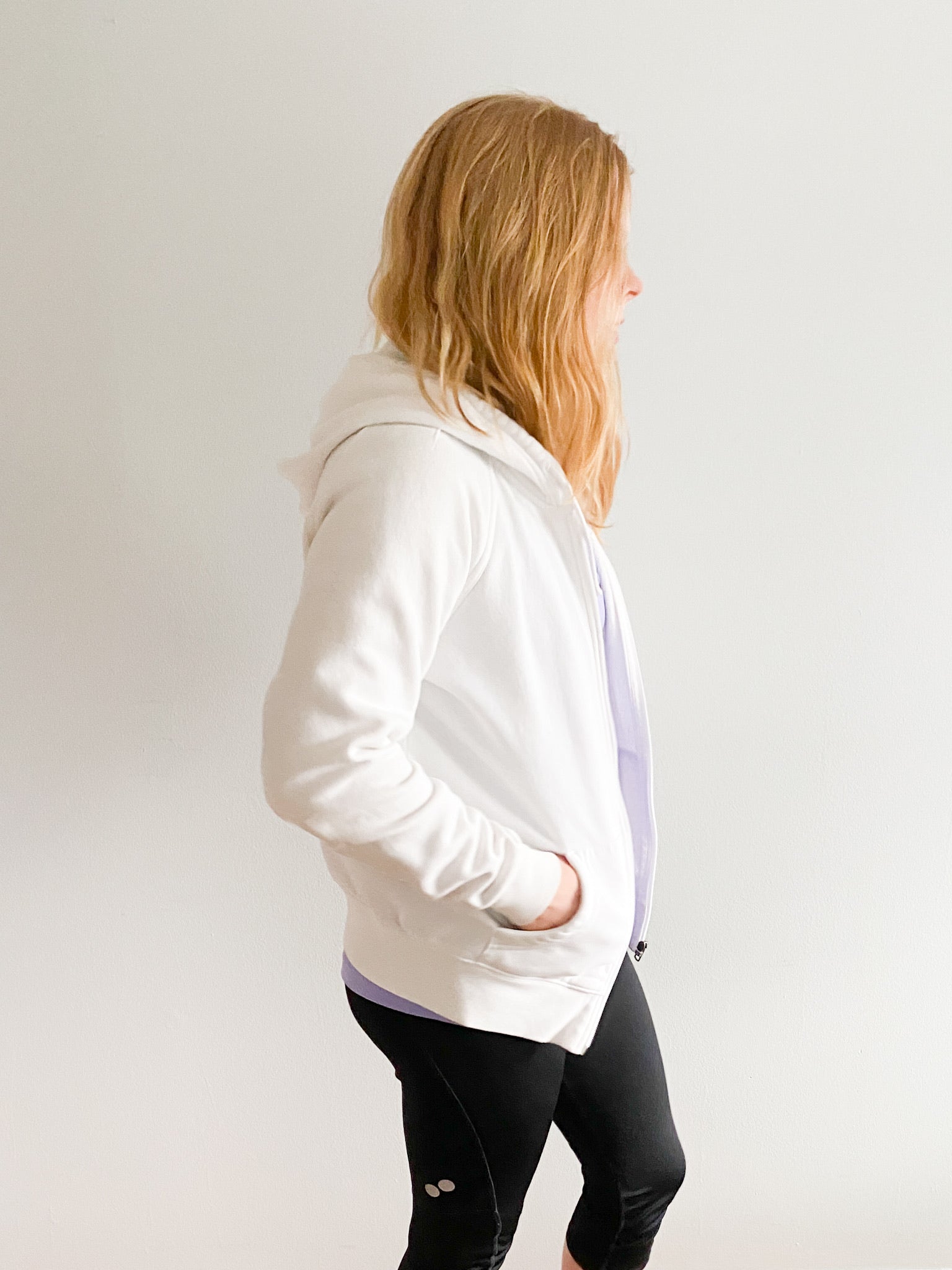 Nike White Cotton Blend Zip Up Hoodie Sweater - Le Prix Fashion & Consulting