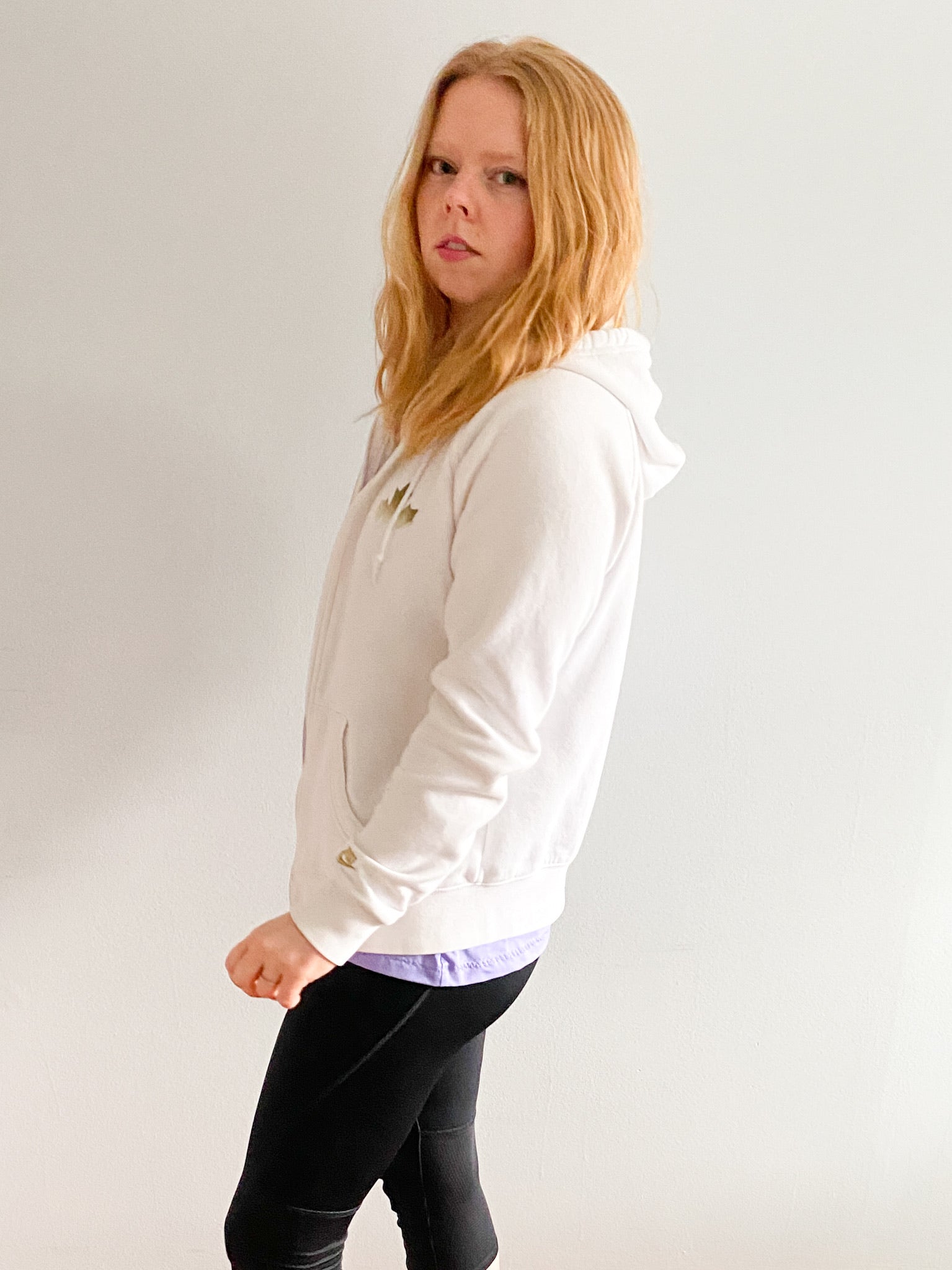 Nike White Cotton Blend Zip Up Hoodie Sweater - Le Prix Fashion & Consulting