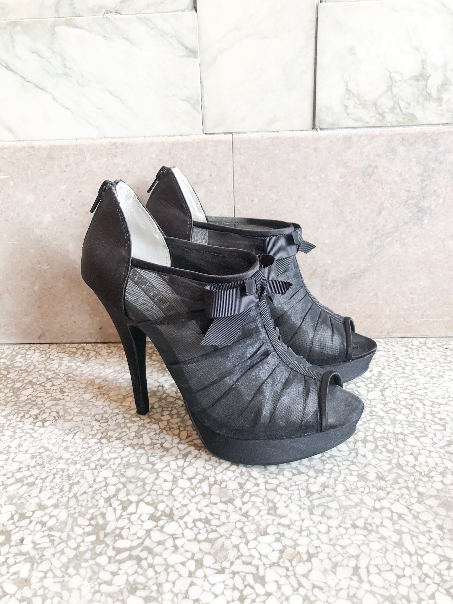 White by Vera Wang Black Sheer Bow Cage Heels - Le Prix Fashion & Consulting