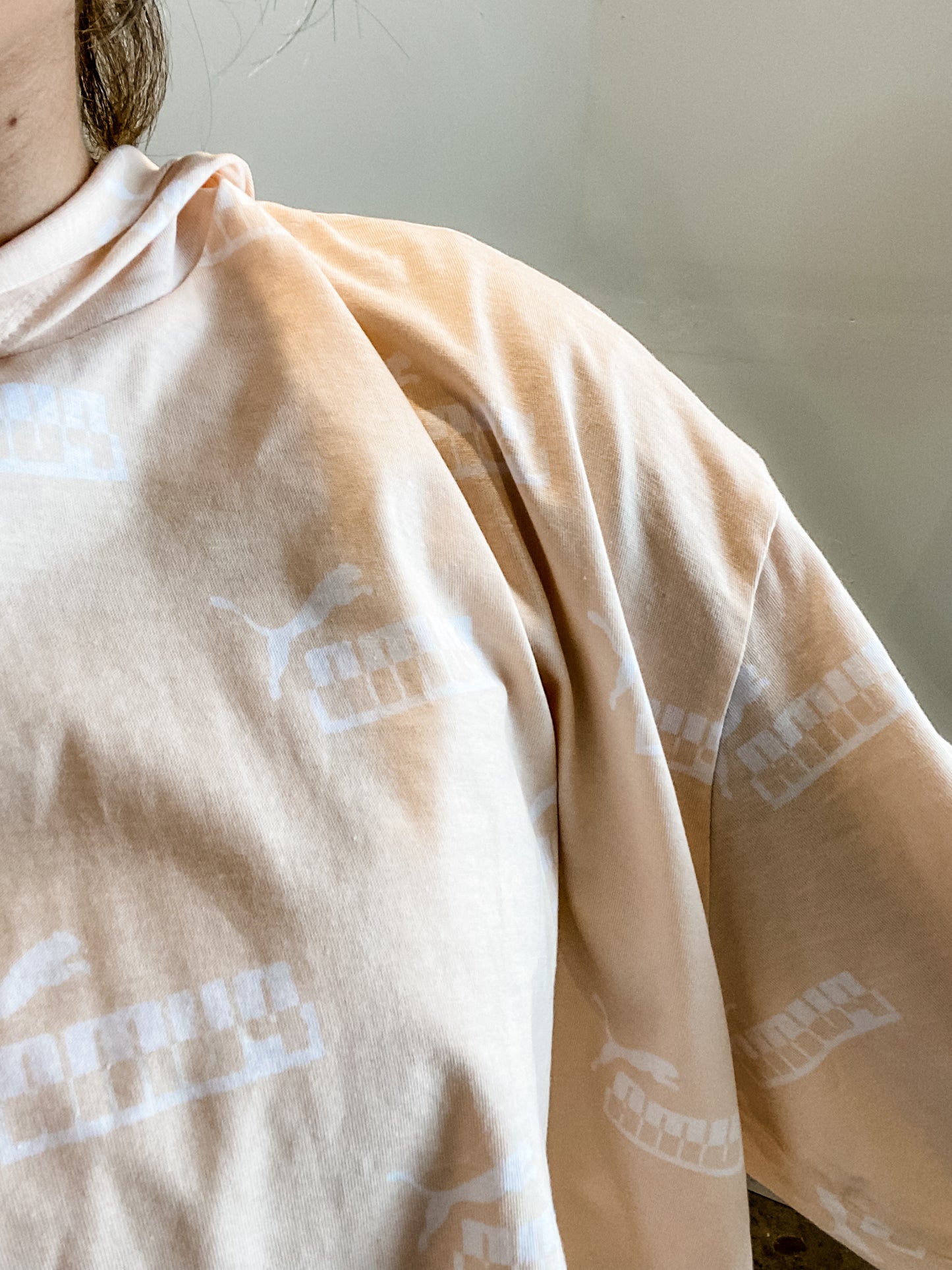 Puma Relaxed Fit Peach Cropped Hooded Long Sleeved Shirt - Large