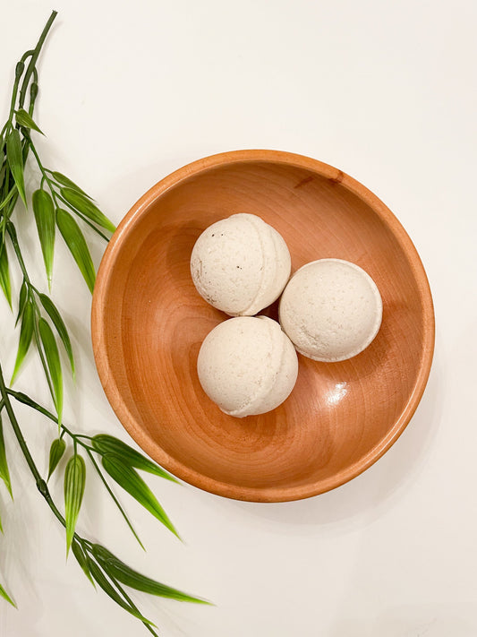 Well Natural Hydrating Bath Bombs - Eucalyptus