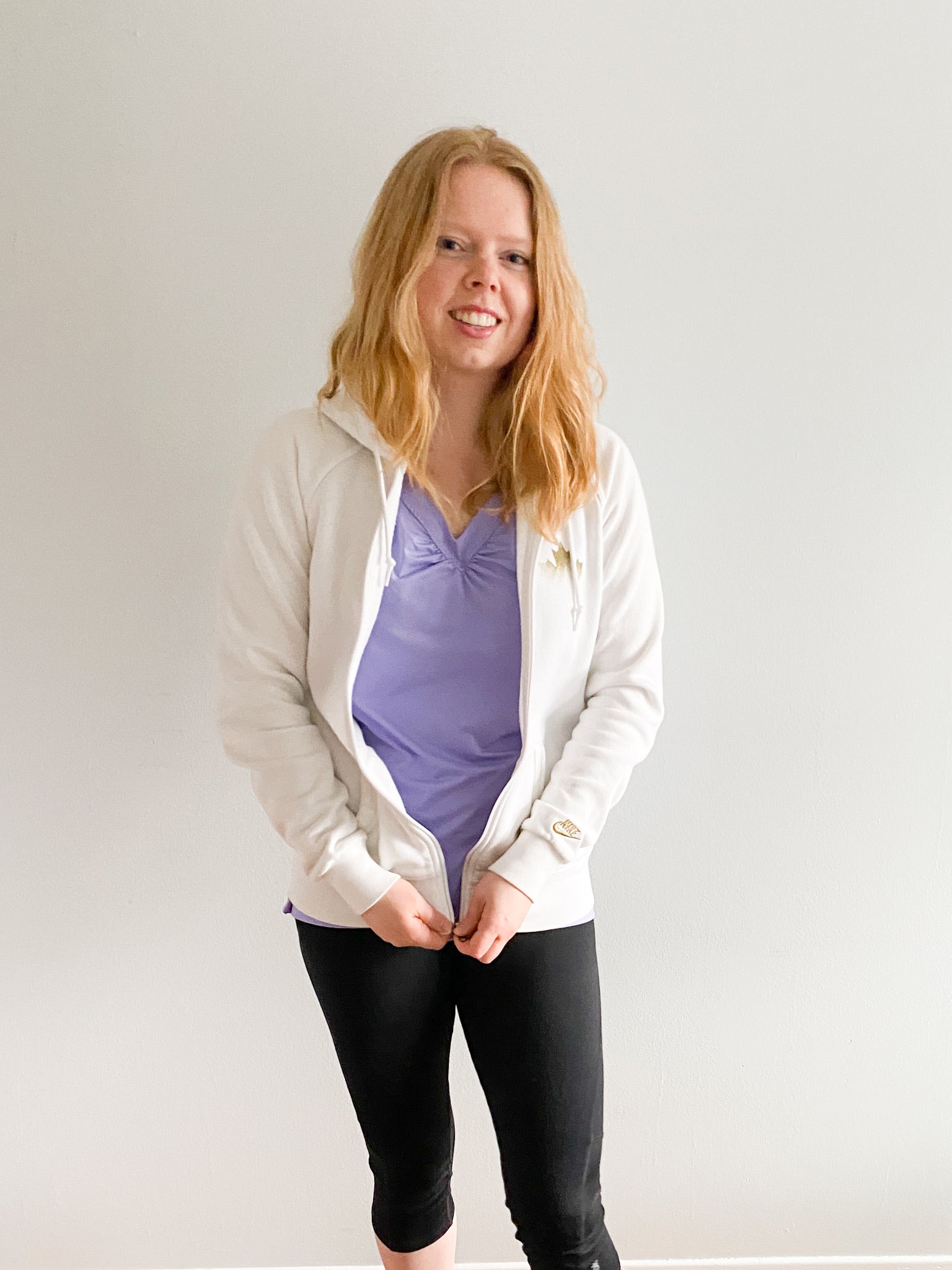 Nike White Cotton Blend Zip Up Hoodie Sweater - Le Prix Fashion & Consulting